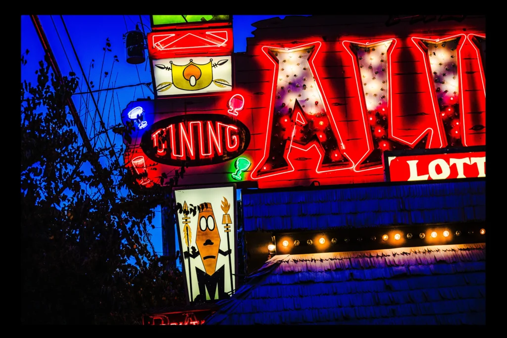 Alibi Lounge Tiki Bar - Portland, Oregon